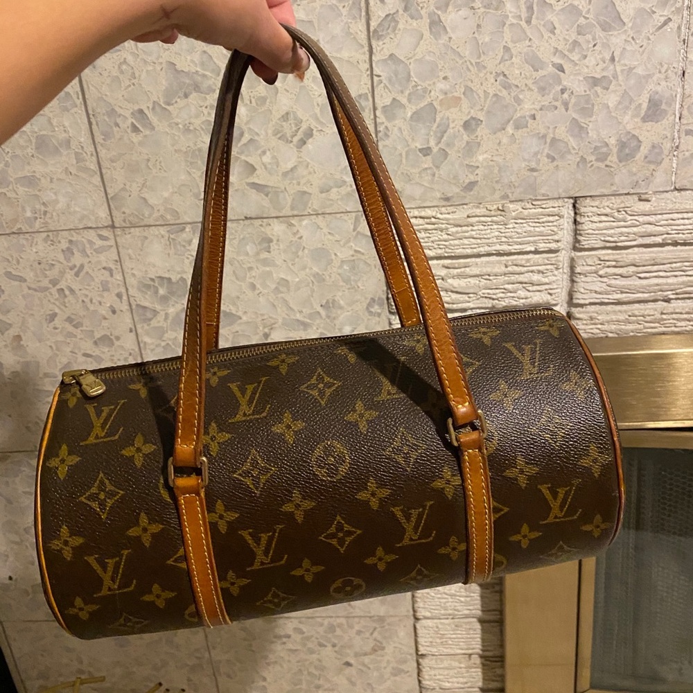 Louis Vuitton Papillon Purse